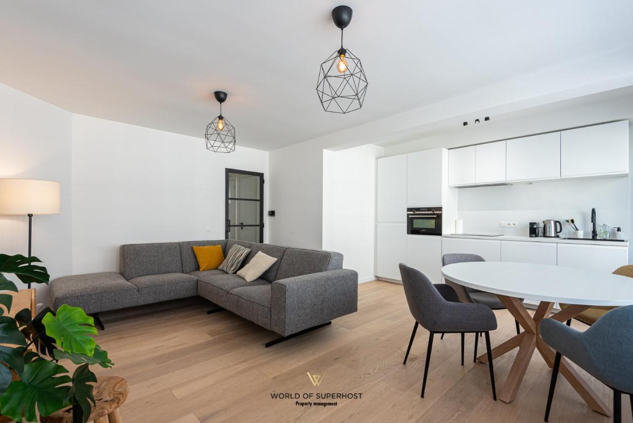 Nice Bright Apartment Near The Sea And The Marina Oostende Bagian luar foto