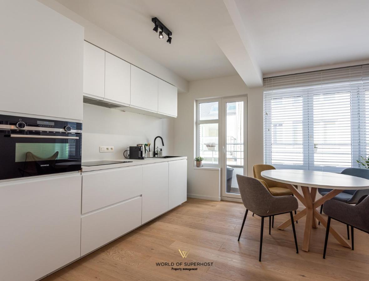 Nice Bright Apartment Near The Sea And The Marina Oostende Bagian luar foto